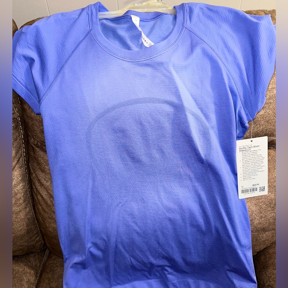 NWT Lululemon Swiftly Tech tee 2.0, size 12 Wild Indigo